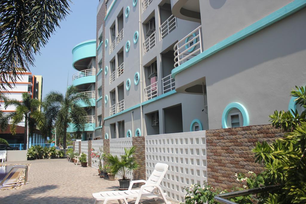 Lomsabai Apartments Bang Saen Exterior photo