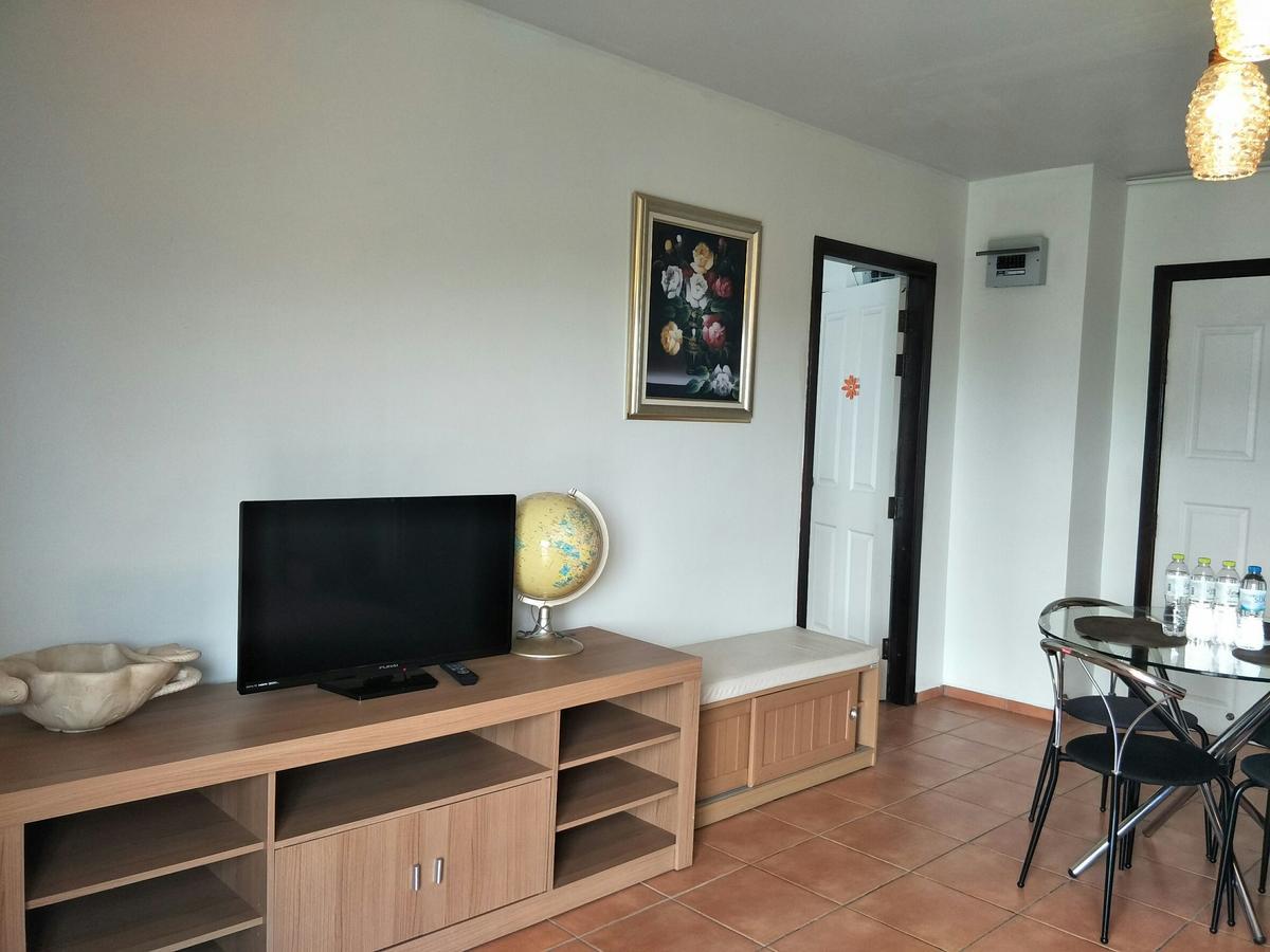 Lomsabai Apartments Bang Saen Exterior photo