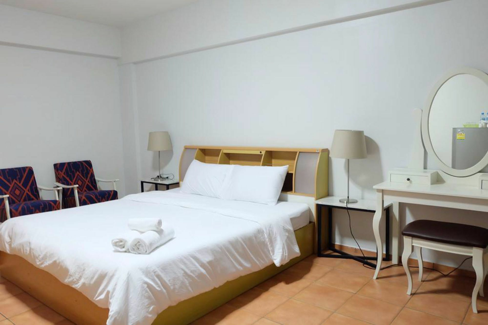 Lomsabai Apartments Bang Saen Exterior photo